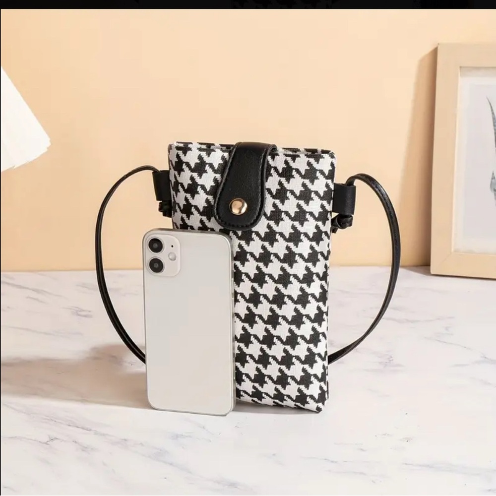 Stylish Black and White Houndstooth Women's mini bag - Picture 6 of 6